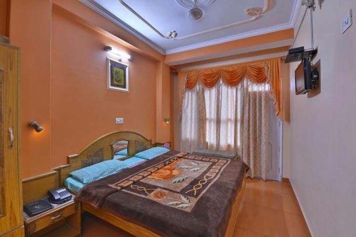 Hotel Ashish Inn Kandāghāt 外观 照片